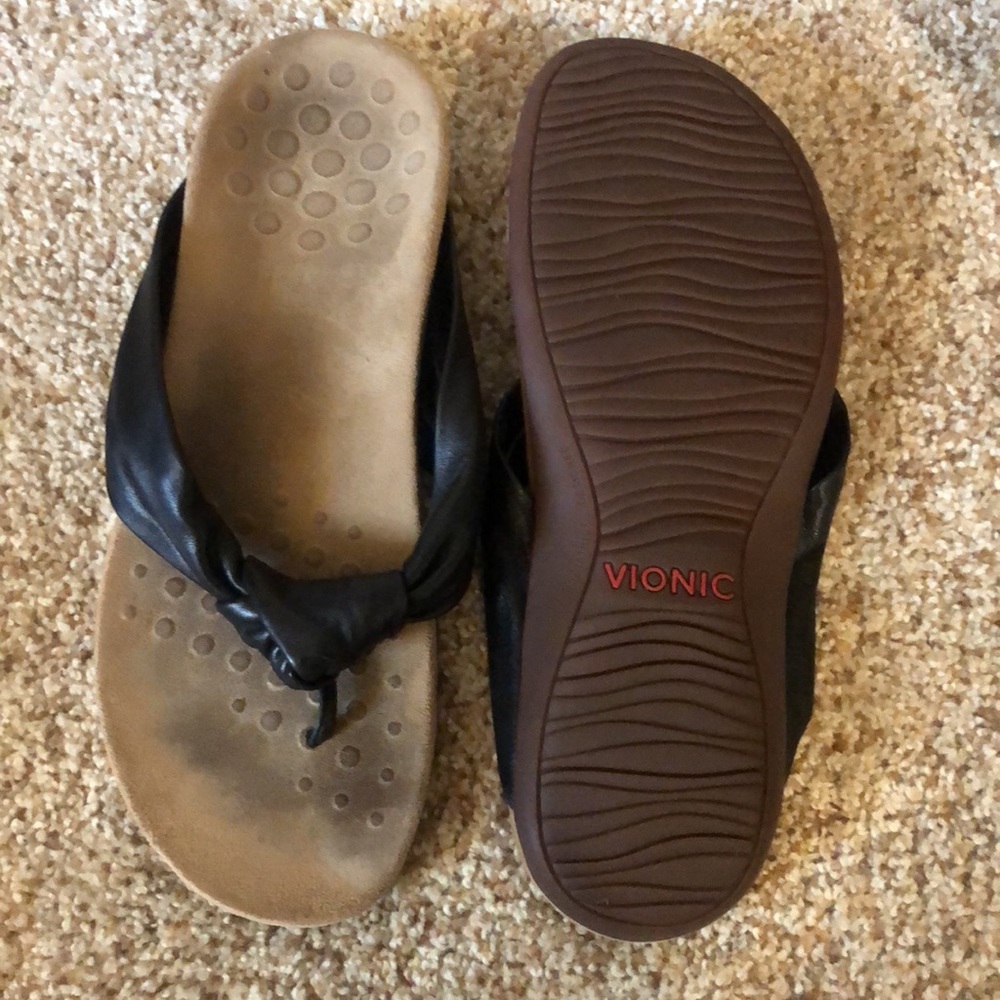 Vionic sandals. - Picture 3 of 3